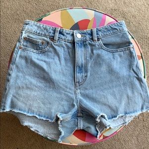 ASOS/Monki Mom Short, light wash denim